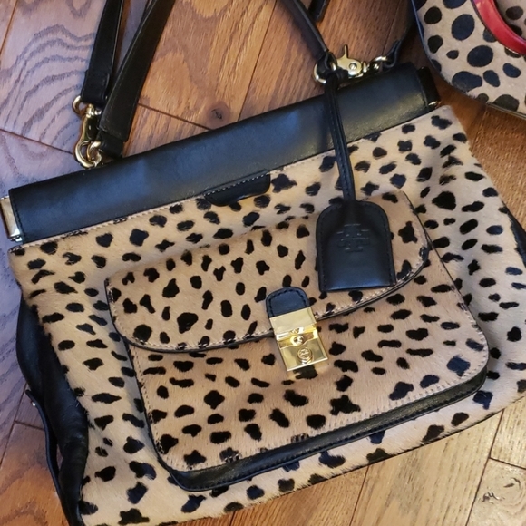 TORY BURCH cheetah Pricilla leather satchel. - Picture 2 of 8